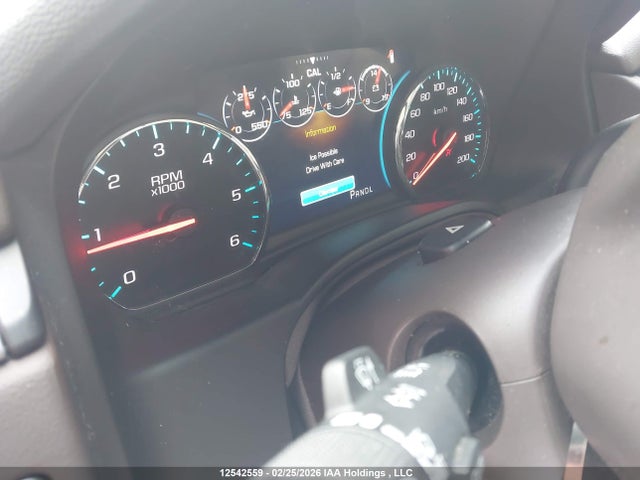 1GNSKJKC1KR249364 Chevrolet Suburban K1500 Premier
