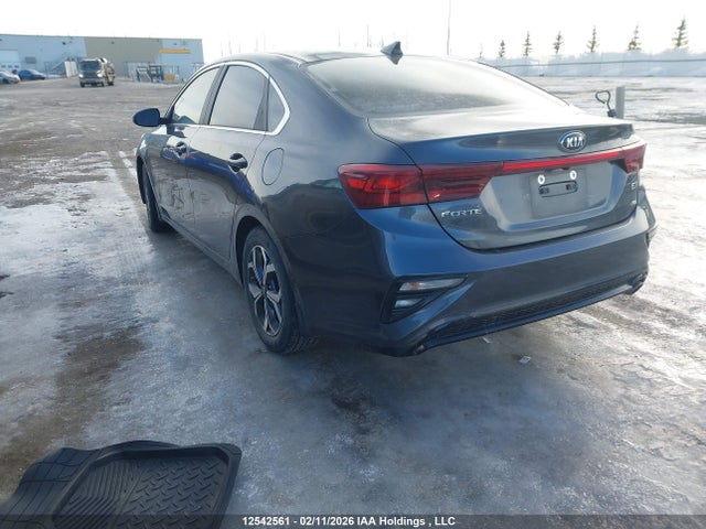 3KPF54AD1ME391760 KIA FORTE EX