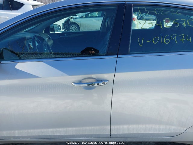 5NPE34AF7FH016974 Hyundai Sonata Limited