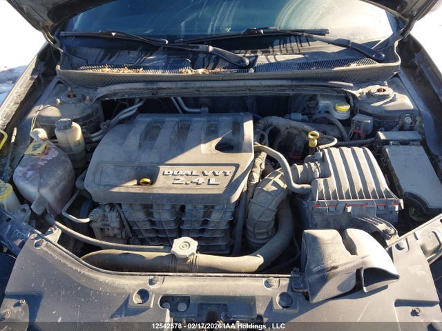 Chrysler 200 LX 2014 1C3CCBAB6EN229782 Image 10