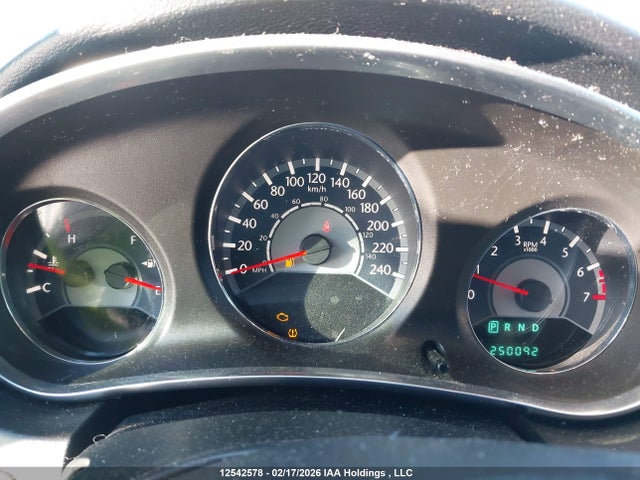 Chrysler 200 LX 2014 1C3CCBAB6EN229782 Image 7