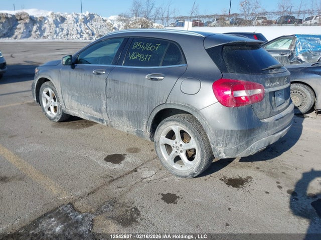 WDCTG4GB3KJ629377 Mercedes-Benz Gla 250 4matic