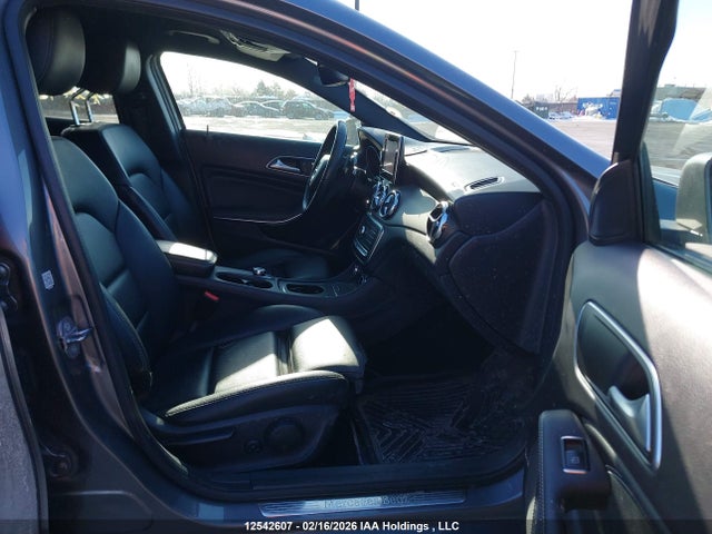 WDCTG4GB3KJ629377 Mercedes-Benz Gla 250 4matic