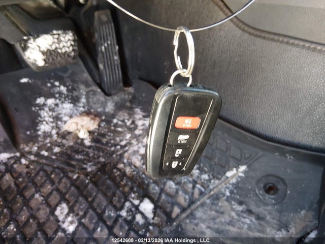4T1B31HK0JU503349 Toyota CAMRY LE