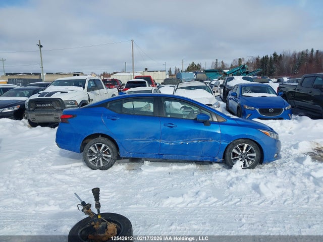 3N1CN8EV9NL863829 Nissan VERSA SV