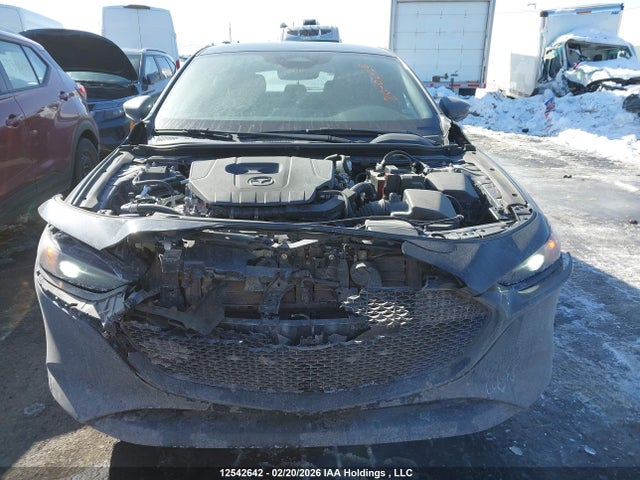 12542642 :رقم المزاد ، JM1BPAKM0S1770528 vin ، 2025 Mazda Mazda3 Gx مزاد بيع