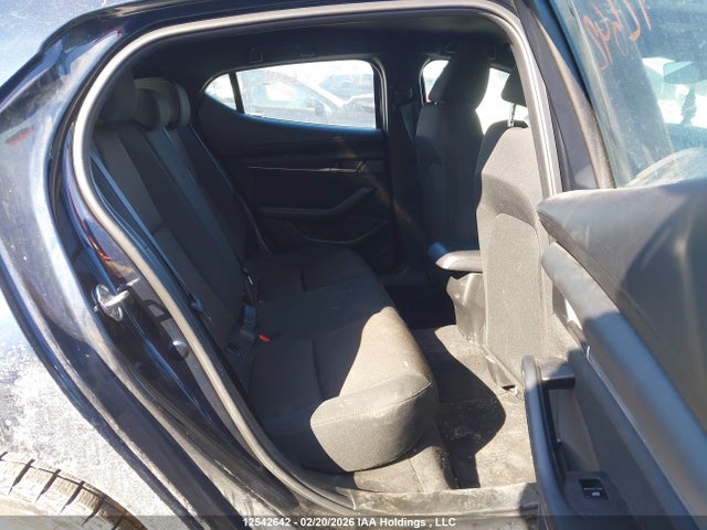 12542642 :رقم المزاد ، JM1BPAKM0S1770528 vin ، 2025 Mazda Mazda3 Gx مزاد بيع
