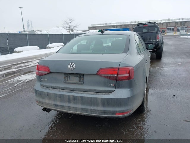 3VW2B7AJ3HM412034 Volkswagen Jetta