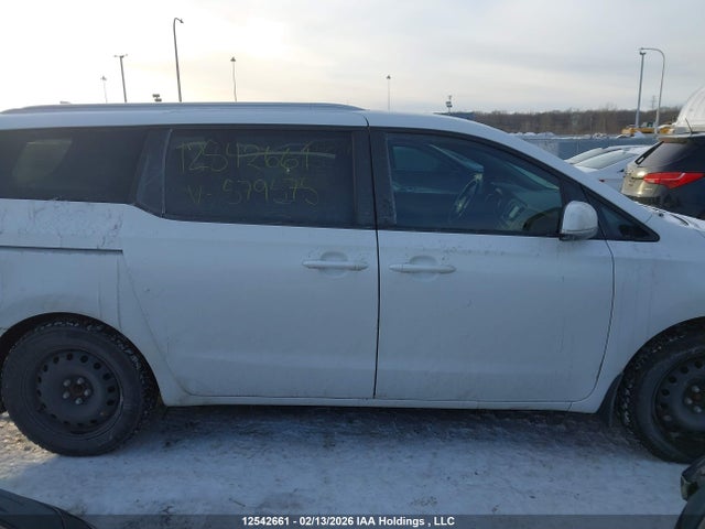 12542661 :رقم المزاد ، KNDMB5C18L6579575 vin ، 2020 Kia Sedona Lx/ex مزاد بيع