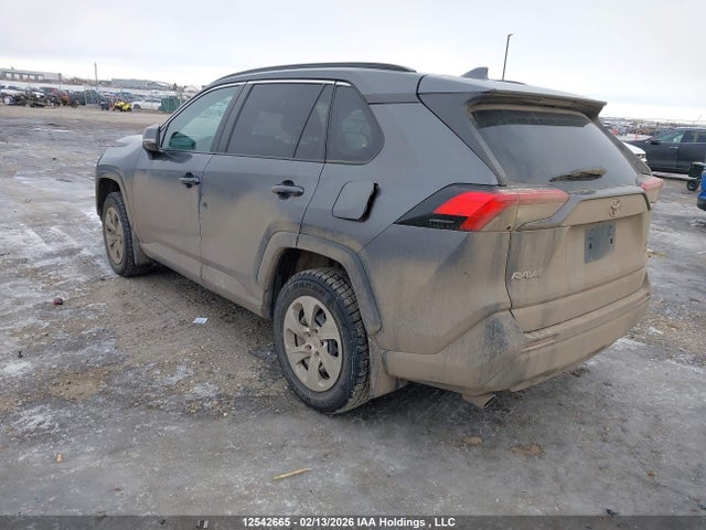 2021 Toyota Rav4 Le მანქანა იყიდება აუქციონზე, vin: 2T3B1RFV1MC215502, აუქციონის ნომერი: 12542665
