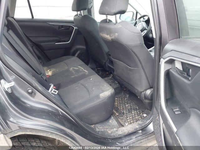 2021 Toyota Rav4 Le მანქანა იყიდება აუქციონზე, vin: 2T3B1RFV1MC215502, აუქციონის ნომერი: 12542665
