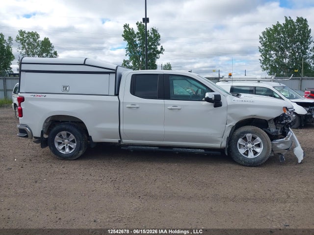 1GCVKDE89SZ303590 Chevrolet Silverado 1500 4wd Lt