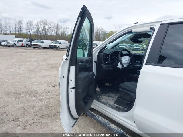 1GCVKDE89SZ303590 Chevrolet Silverado 1500 4wd Lt