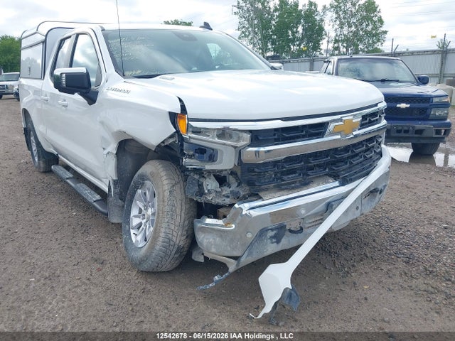 1GCVKDE89SZ303590 Chevrolet Silverado 1500 4wd Lt