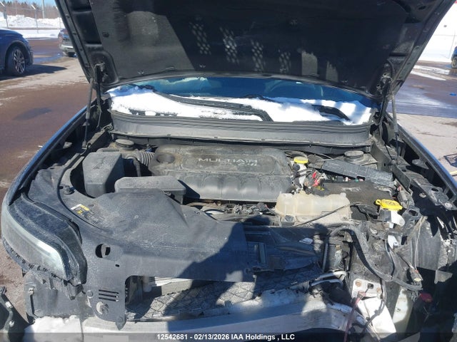 1C4PJLAB9KD242505 Jeep Cherokee Sport