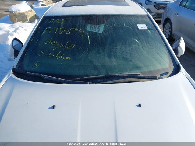 Chrysler 300C 2014 2C3CCAAG0EH320660 Image 17