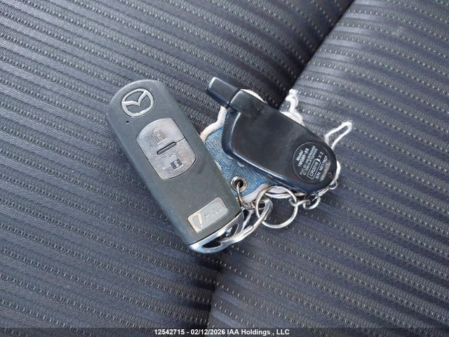 3MZBM1L78FM229475 Mazda 3 TOURING