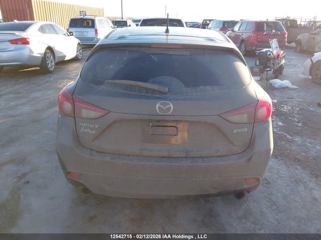 3MZBM1L78FM229475 Mazda 3 TOURING