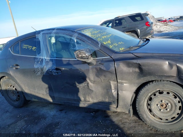 3MZBM1L78FM229475 Mazda 3 TOURING