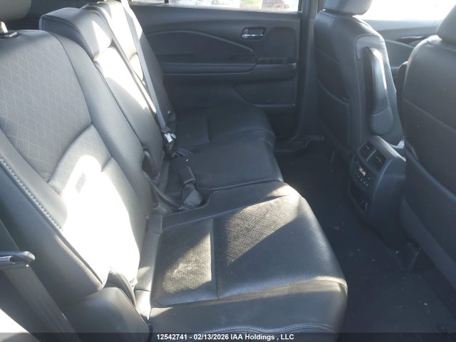 5FNYF8H94MB500530 Honda Passport Touring