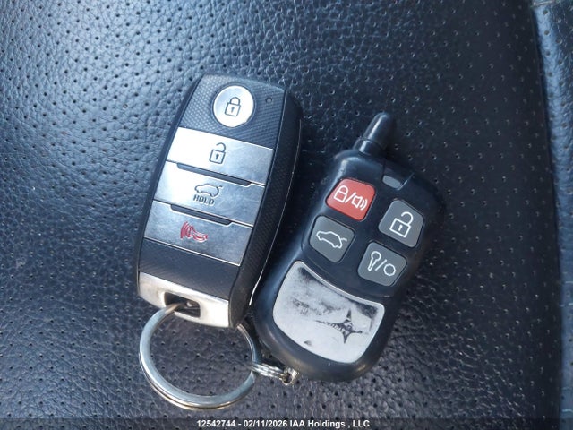5XYKWDA75EG511568 KIA Sorento Sx/sx Limited