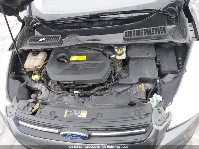1FMCU0GX7FUC38087 Ford ESCAPE SE