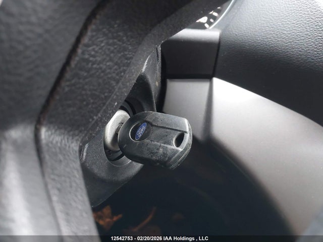 1FMCU0GX7FUC38087 Ford ESCAPE SE