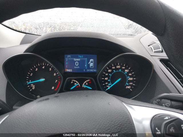 1FMCU0GX7FUC38087 Ford ESCAPE SE
