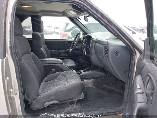 Продажа на аукционе авто 2004 Chevrolet Blazer Ls Yc3/ls Ze5, vin: 1GNCT18X14K169019, номер лота: 12542760