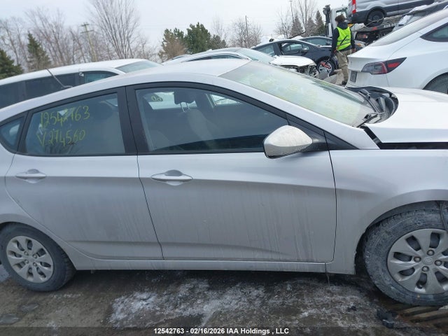 12542763 :رقم المزاد ، KMHCT5AEXGU274560 vin ، 2016 Hyundai Accent مزاد بيع
