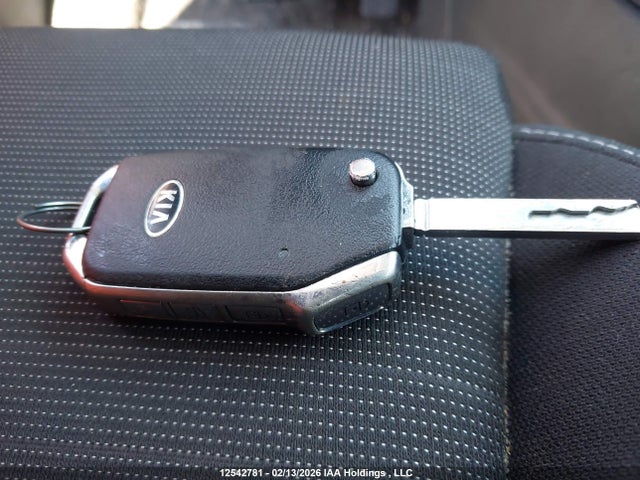 3KPF24AD5KE008571 KIA FORTE LX