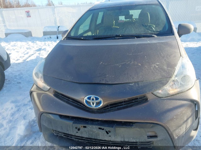 Toyota PRIUS V 2017 JTDZN3EU3HJ071107 Image 12
