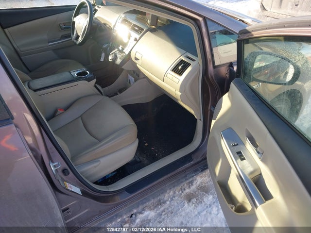 Toyota PRIUS V 2017 JTDZN3EU3HJ071107 Image 5