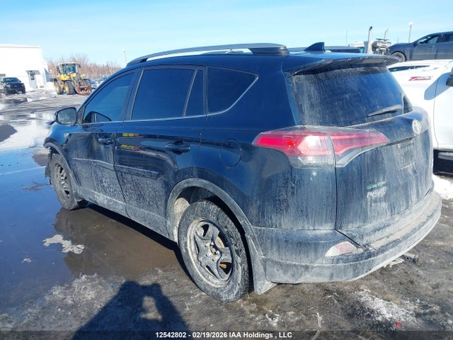 12542802 :رقم المزاد ، 2T3RFREV3HW639799 vin ، 2017 Toyota Rav4 Xle مزاد بيع