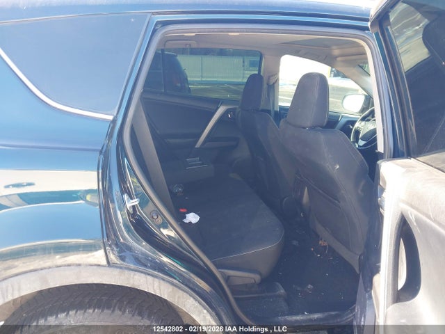 12542802 :رقم المزاد ، 2T3RFREV3HW639799 vin ، 2017 Toyota Rav4 Xle مزاد بيع