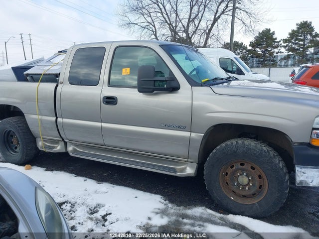 Продажа на аукционе авто 2002 Chevrolet Silverado K2500 Heavy Duty, vin: 1GCHK29U92E267450, номер лота: 12542810