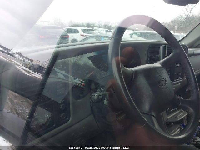 Продажа на аукционе авто 2002 Chevrolet Silverado K2500 Heavy Duty, vin: 1GCHK29U92E267450, номер лота: 12542810