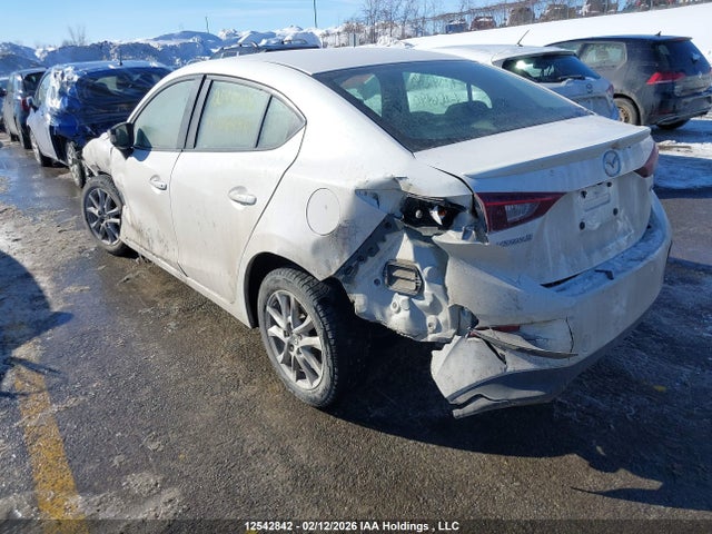 3MZBM1V79EM106490 Mazda MAZDA3