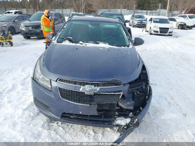 1G1PL5SH6E7368275 Chevrolet CRUZE LS