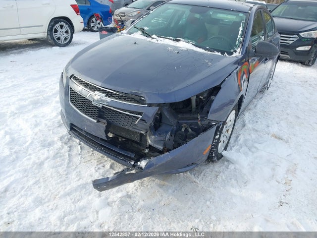 1G1PL5SH6E7368275 Chevrolet CRUZE LS