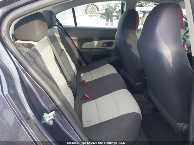 1G1PL5SH6E7368275 Chevrolet CRUZE LS