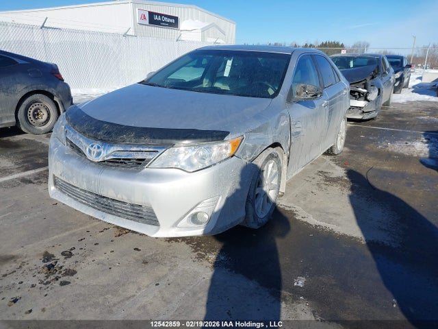 12542859 :رقم المزاد ، 4T1BD1FKXEU106592 vin ، 2014 Toyota Camry مزاد بيع