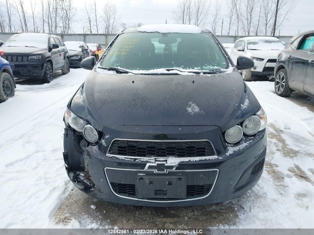 1G1JC6SH1F4177409 Chevrolet Sonic Lt Auto/lt Manual