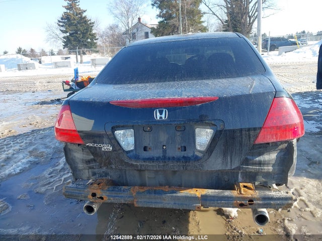 12542889 :رقم المزاد ، 1HGCM66537A802555 vin ، 2007 Honda Accord مزاد بيع