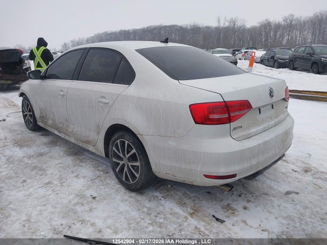 3VWD07AJ2FM204738 Volkswagen Jetta