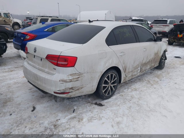 3VWD07AJ2FM204738 Volkswagen Jetta