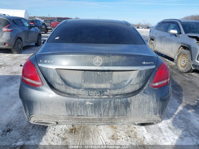 55SWF4KB3GU103678 Mercedes-Benz C 300 4matic