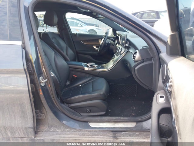 55SWF4KB3GU103678 Mercedes-Benz C 300 4matic