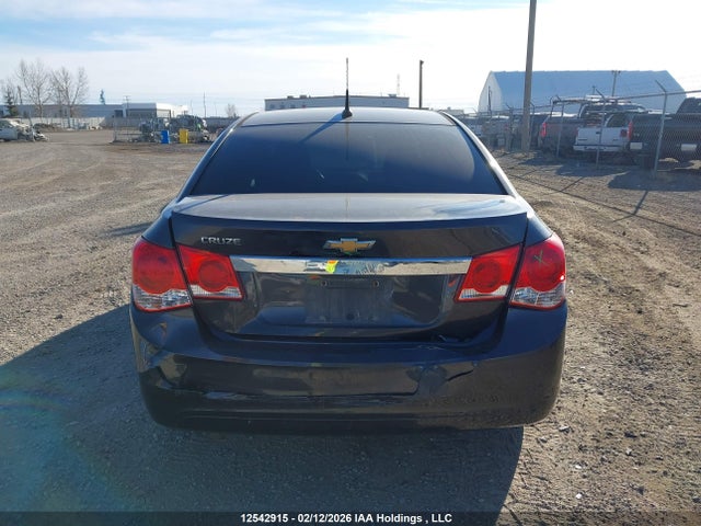 1G1PB5SH9E7271154 Chevrolet CRUZE LS