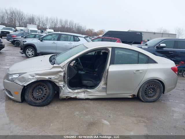 2014 Chevrolet Cruze 1lt მანქანა იყიდება აუქციონზე, vin: 1G1PC5SBXE7411267, აუქციონის ნომერი: 12542952
